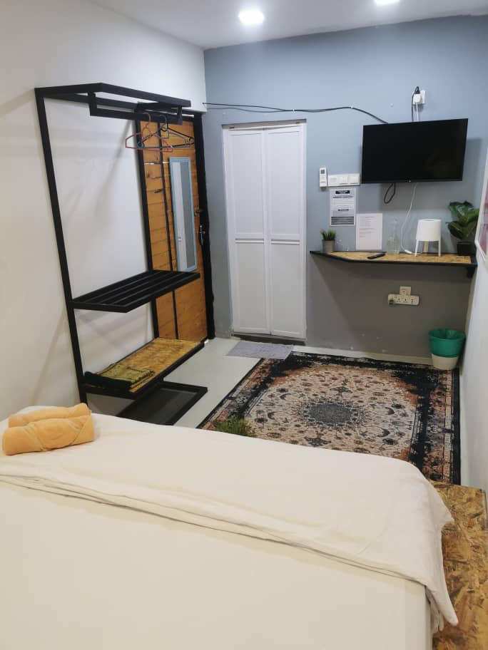 373dfdd0-6b0a-4c69-8cf6-4e573c61c49f