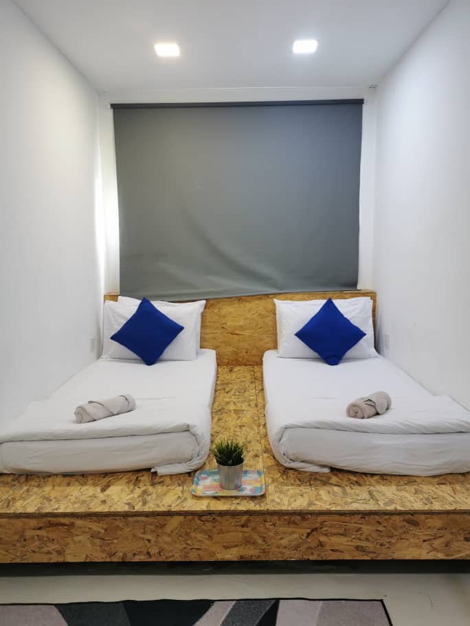 fda7571b-0d0f-4232-8ca7-d39c56d1647c fda7571b-0d0f-4232-8ca7-d39c56d1647c